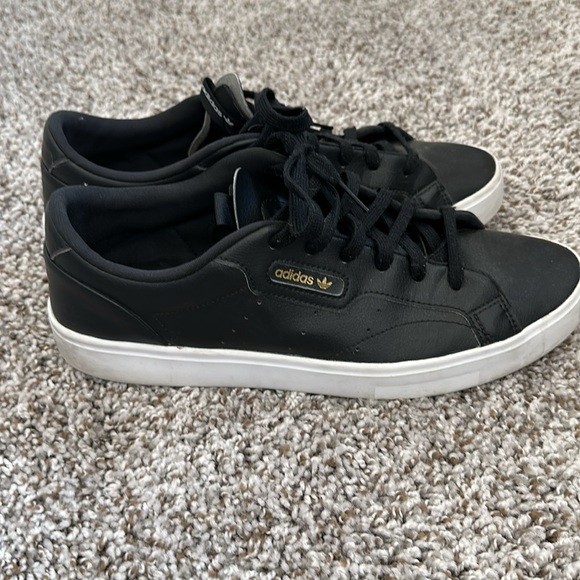 Adidas sleek shoes in size 10. Black - Picture 7 of 8